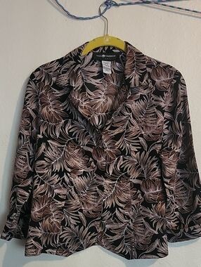 Sag Harbor Black Button-Down Shirt with Brown Leaf Print
